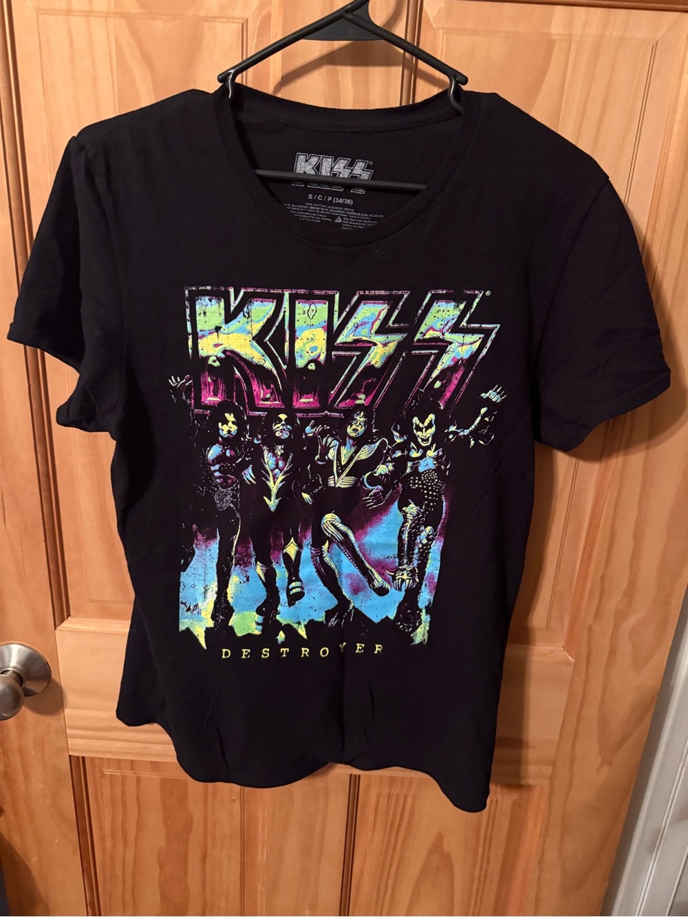Like New, Men’s Size Small KISS T-Shirt
